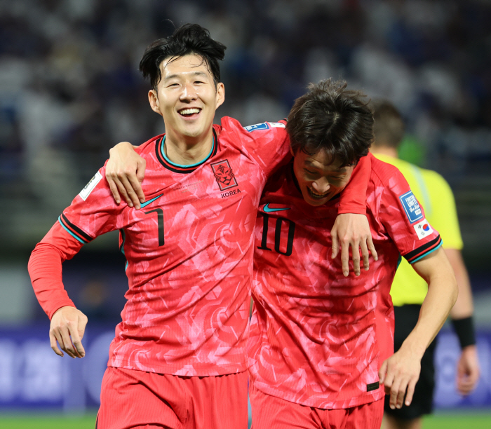 'Can't Be Better' Hong Myung-bo-ho, Oh Se-hoon and Son Heung-min scored back-to-back goals with fantastic pressure  organizational power! South Korea leads 2-0 