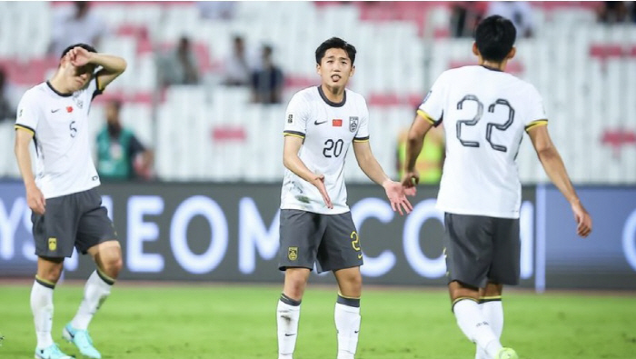 China's twist! 'Jang Winning Theater goal in the 44th minute of the second half' beat Bahrain 1-0 and won 2 consecutive games...Tied with No. 2 Australia, he saved his hopes of advancing to the World Cup