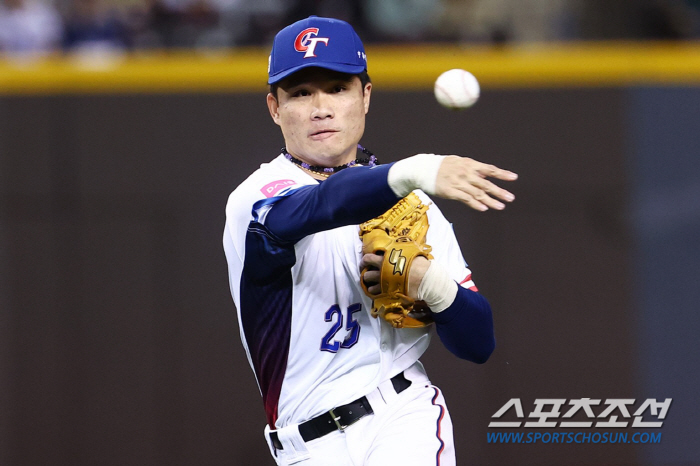 ''Hanshin Starting Win - Save Yomiuri' Japan 'Anbang' also beat Taiwan. a 3-1 victory. For the third time in a row, we've actually booked the top spot in the group 