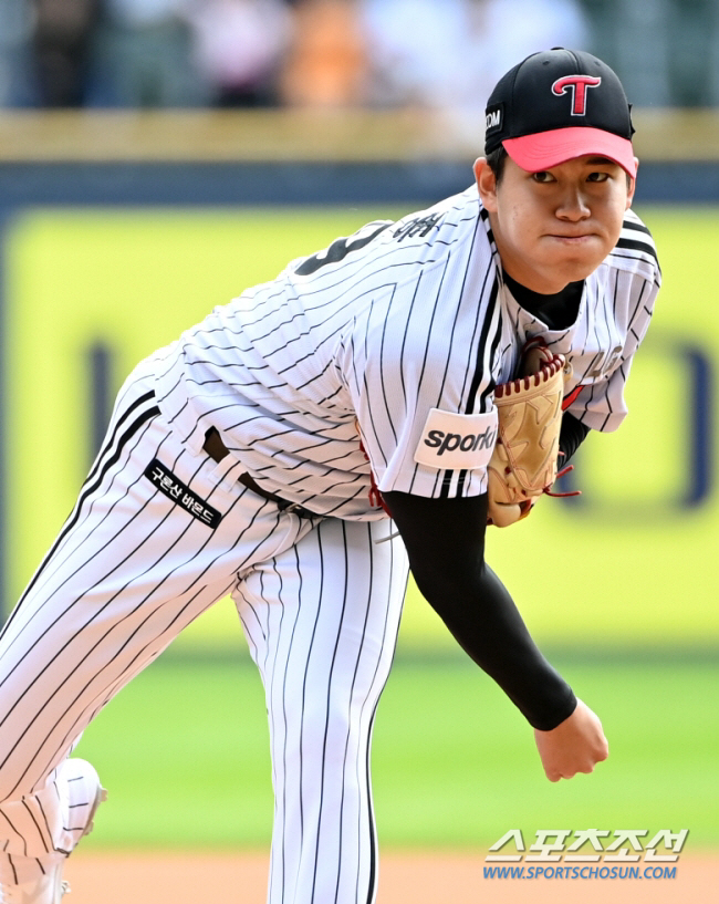 Compensation player Jang Hyun-sik is Kang Hyo-jong! KIA Loses Key Bullpens, '150km  1st Nomination' Saw Future 