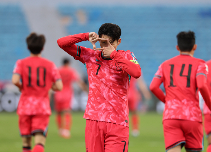 'Son Heung-min' equalizer'South Korea 1-1 Palestine ends in the first half