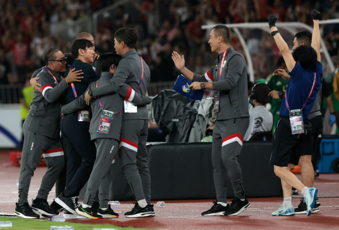 ''2 draws and 11 losses' beat Saudi Arabia and ranked third in the group 'Miracle Evangelist'Coach Shin Tae-yong'Thanks to being a player X fan team'