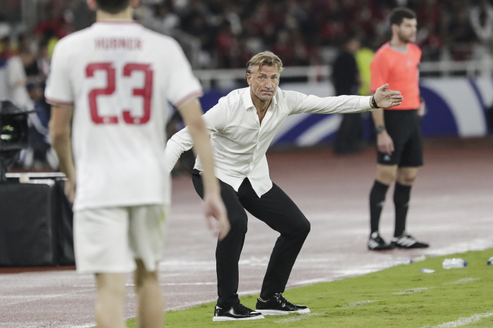 ''2 draws and 11 losses' beat Saudi Arabia and ranked third in the group 'Miracle Evangelist'Coach Shin Tae-yong'Thanks to being a player X fan team'