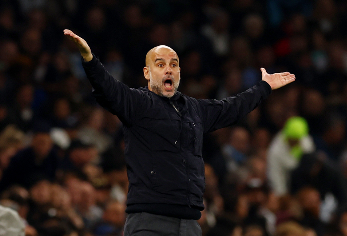 Emergency of EPL! Super emergency...Pep Guardiola confirmed to stay in Manchester City → Agreed to renew contract 11