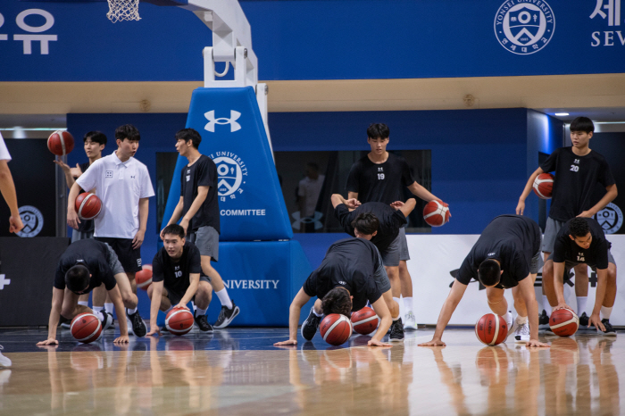 Global Sports Brand Under Armour 'UA NEXT 2024'. The process is transparent, and the support is the best. Basketball Camp to nurture Korea's top prospects