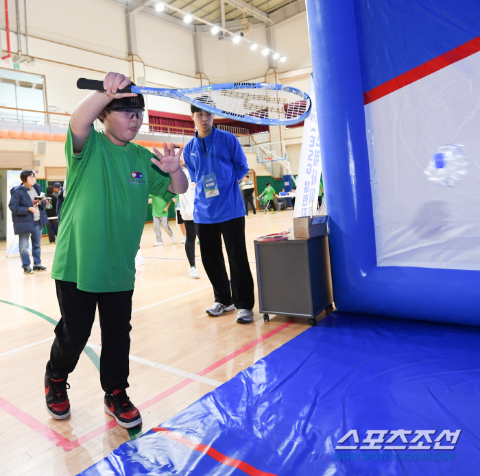 'Losing 30 kg of body 銅 in just a year and a half since entering the world' '17-year-old squash Shin Seong'Jeong Su-ah's happy and pure 運 Youth Movement