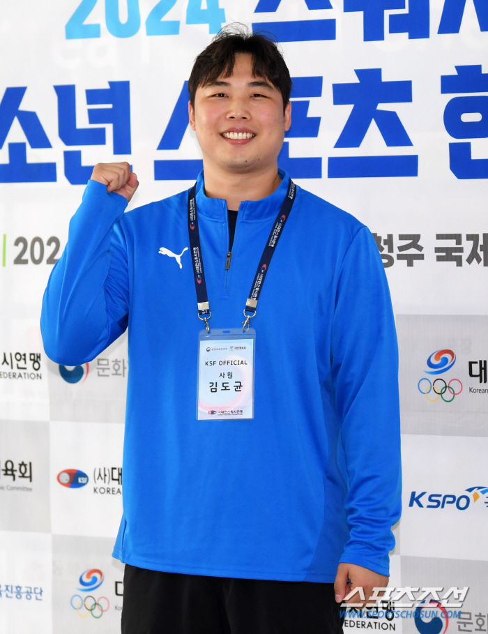 'Losing 30 kg of body 銅 in just a year and a half since entering the world' '17-year-old squash Shin Seong'Jeong Su-ah's happy and pure 運 Youth Movement