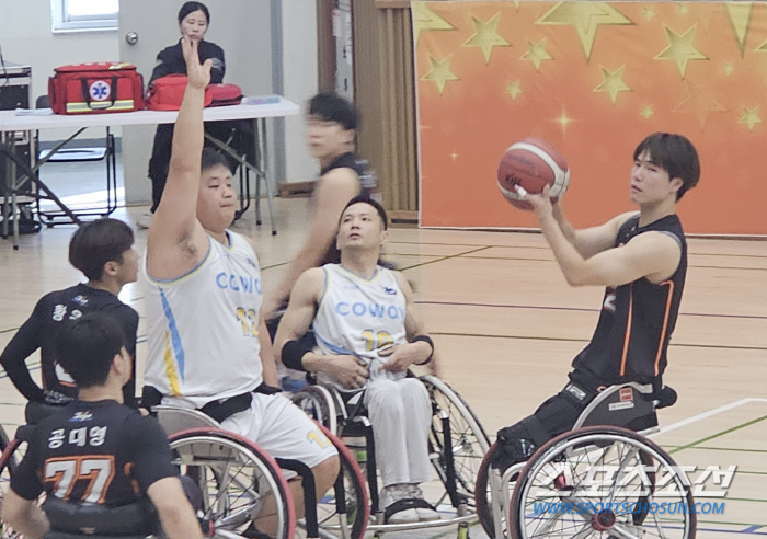 "Chokai, there's no reversal twice" Coway wins 66-58 over Jeju Samdas in the 2nd round of the Wheel Farm Championship...Champ's luck is in Game 3 on the 24th!