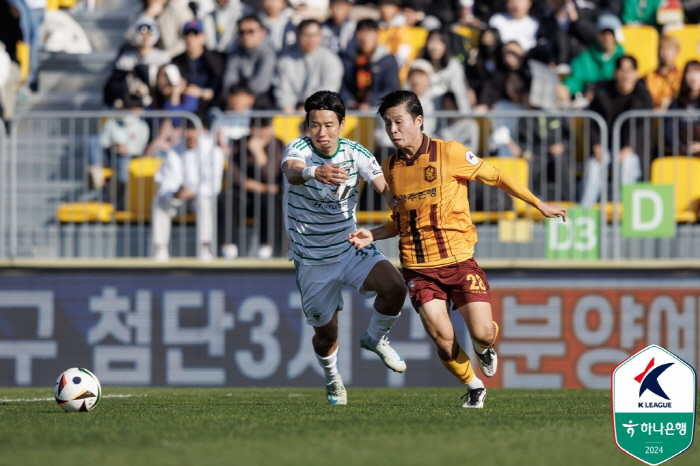 'Shin Chang-moo equalizer' Jeonbuk's Jeonbuk-like ending, which drew 1-1 with Gwangju, ended in 10th place, the worst performance in 18 years