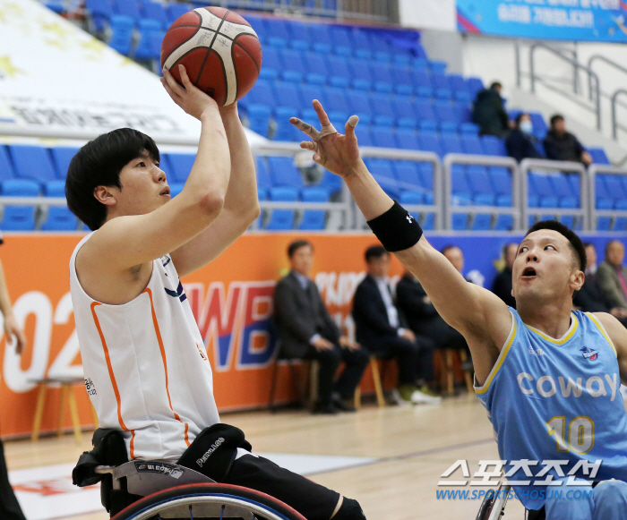 'Wheel Nongmyeongga, Power of One Team' Coway Blue Wheels defeated Jeju Samdasoo to regain the champion in two years