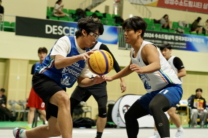 '3 to 3 basketball, which gives hope and potential to local residents and students, will make it bigger.' Salesman Promises Samcheok Mayor Park Sang-soo to Revive Samcheok