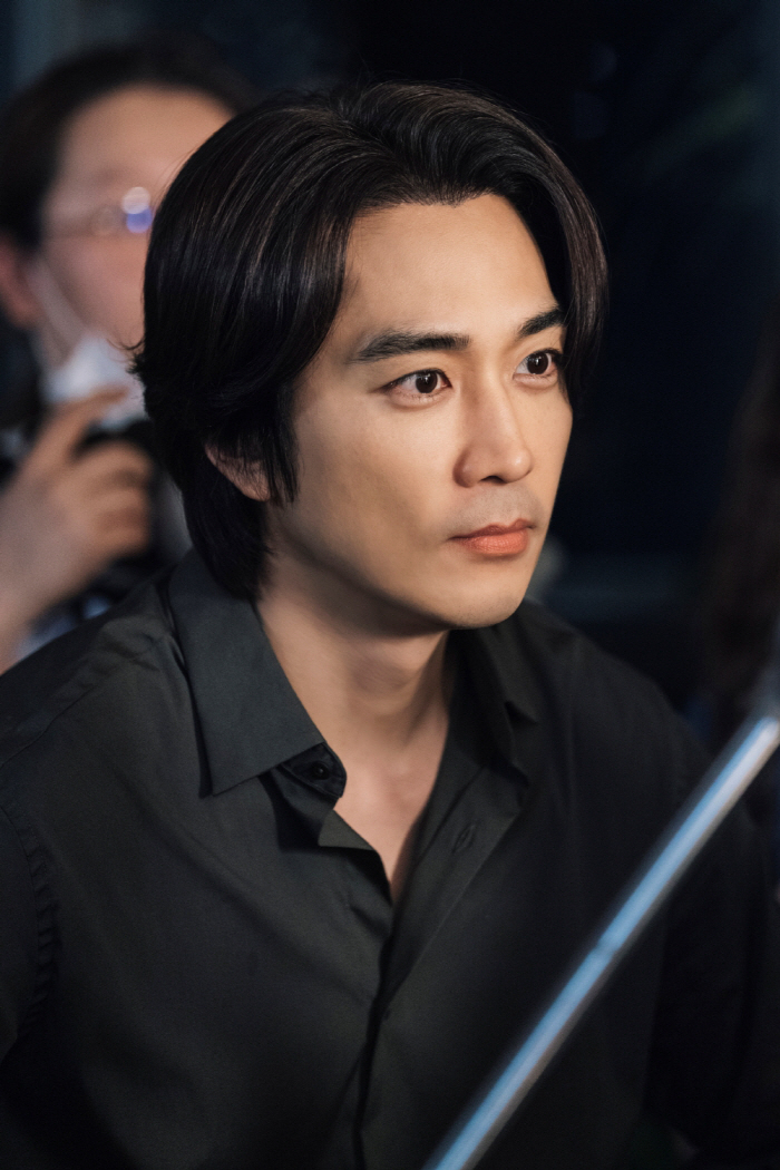 Song Seung-heon Hopes for Marriage and a Beautiful Family in Interview