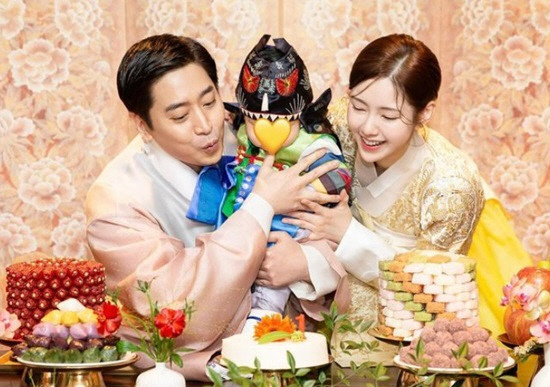 Eric ♥ Na Hye-mi unveils 2-year-old son of storm growth 'My love' picturesque family photo