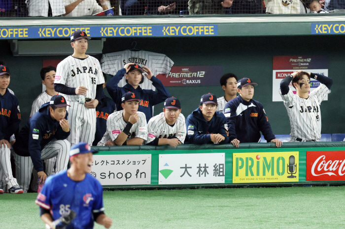 Pitcher replacement misjudgment Ibata head coach, go out.' He signed an extension contract to the WBC in 2026, but the aftermath of the Premier 12 shock defeat (Min Chang-ki's Japanese baseball)