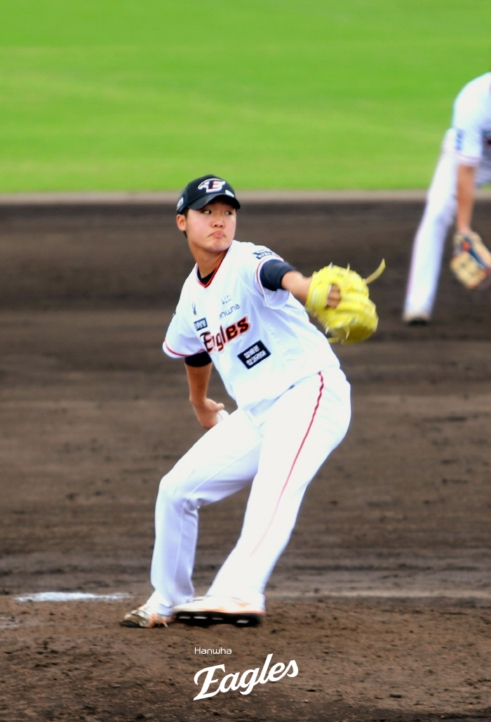 Ryu Hyun-jin's Moon Dong-ju was added as a free agent of 7.8 billion won1R Rookie's admiration 'Isn't it the best in the country? It's my dream to be a starter