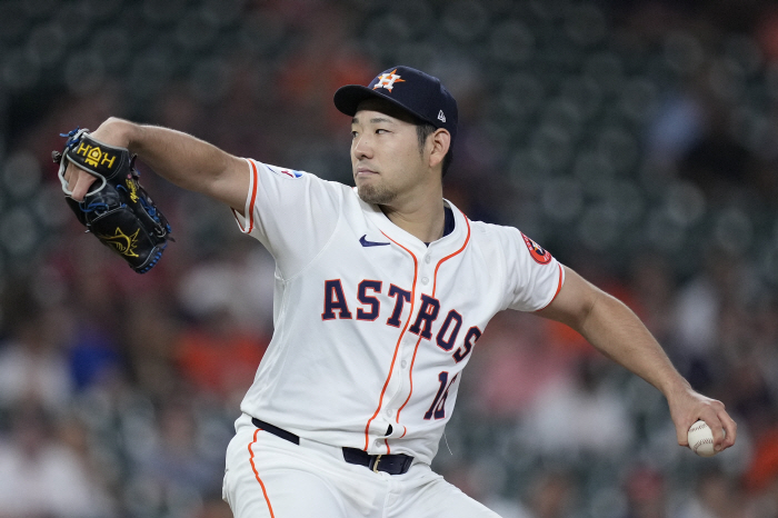 Kikuchi is going to LAA for 3 years and 88.2 billion won at the age of 33...'Otani has left, but many Japanese fans are still cheering for him'