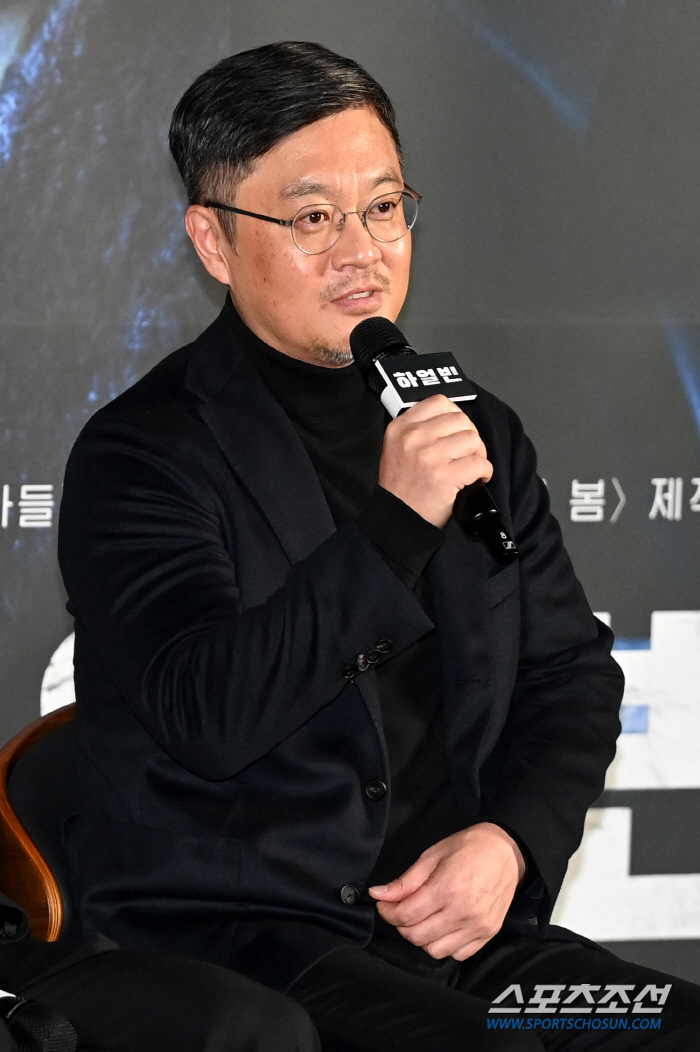 Director Woo Min-ho of 'Harbin'I'm so tired after 'Namsan's managers' I'm not going to play a historical drama again'