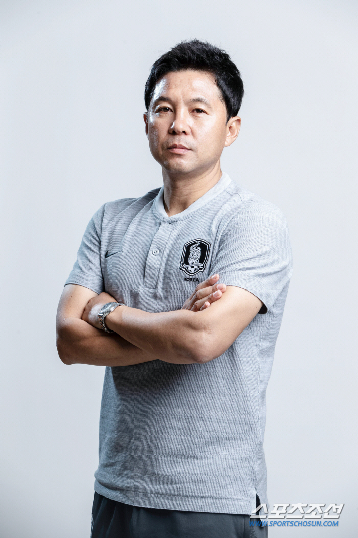 Huh Jung-jae, former coach of the 女 U-20 national team,'Yeochuk Myungga'Incheon Hyundai Steel's new coach 