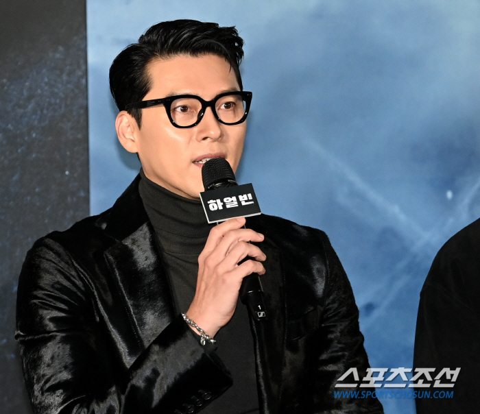 Hyun Bin soon revealed the casting story of Ahn Jung-geun'Director Woo Min-ho'Harbin'