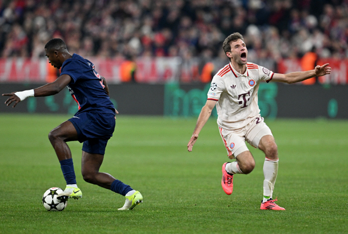 'Iron wall' Kim Minjae is really crazy! Perfect defense  UCL debut goal to lead victory → Lee Kang-in replaced for 25 minutes...Munich wins 1-0 over PSG