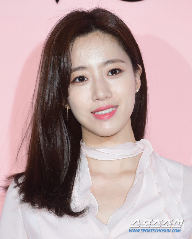 T-ara Ham Eun-jung, today's mother statue 'Deep sadness, consolation and consideration, please' 