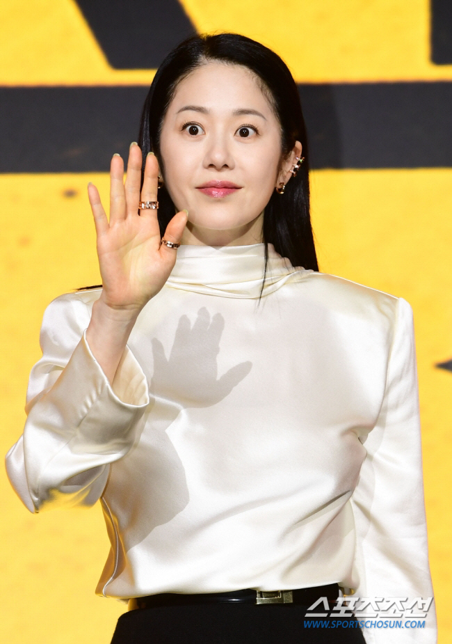  Ko Hyun-jung, who showed tears of distance after divorcing Jung Yong-jin 'Unfilling Time'('Uquiz') 