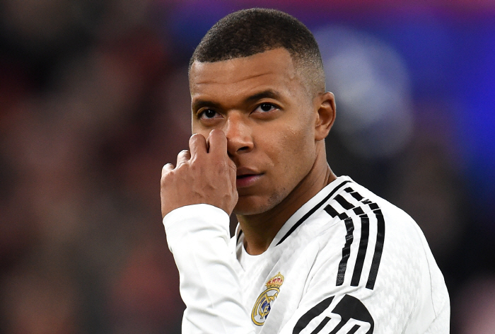 ''Mbappe, I'm not even a footballer anymore.'' Criticized...Will it be a rare failure in the Real Century transfer, the biggest crisis in his career