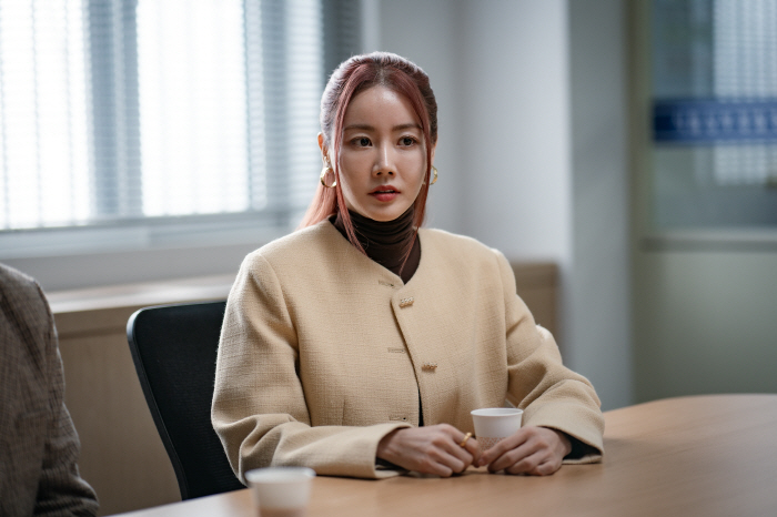 Please directly investigate Hwang Woo-seul-hye and Kwon Yu-ri in 'Song Young-chan and Divorce' Image of Gu Jeong-ui ('Parole')