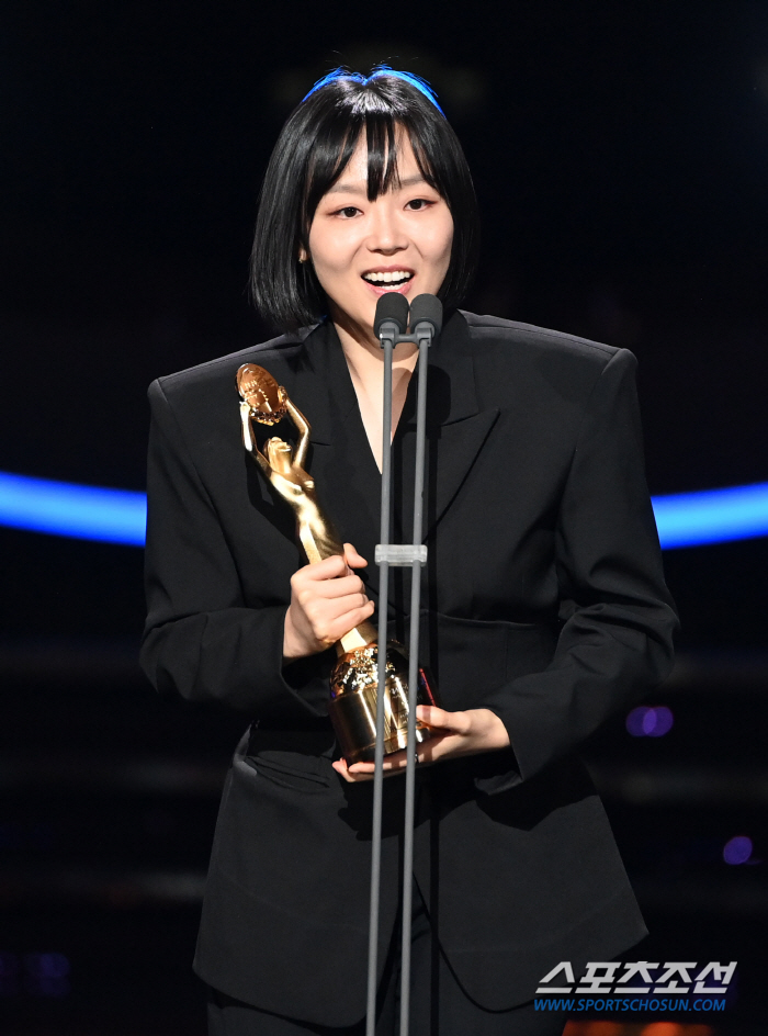  Lee Sang-hee shed tears for supporting actress'