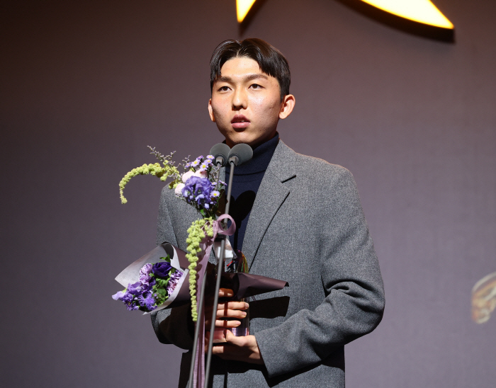  Anyang, who wrote a promotion drama, swept away his personal award..MVP Mateus, Director Yoo Byung-hoon