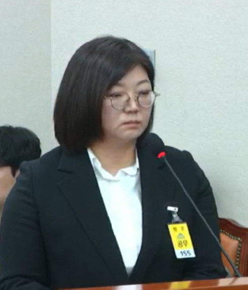  New Jin's and Min Hee-jin, who shouted freedom, are frustrated, is it really possible to cancel the 'no litigation contract'