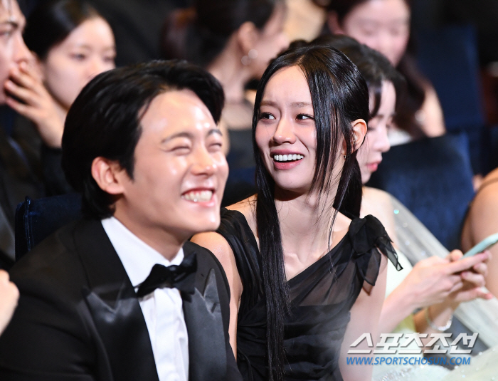  Hyeri, Happy Blue Dragon Film Awards