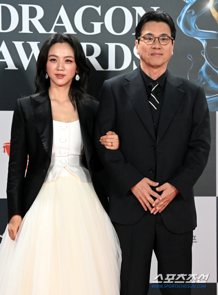  Kim Tae-yong and Tang Wei, together at the Blue Dragon Film Awards