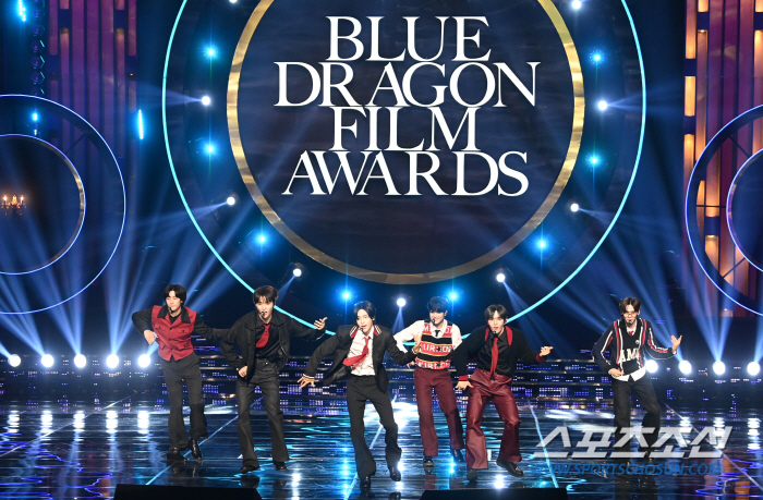  RIIZE 'The Blue Dragon Film Awards are hot'