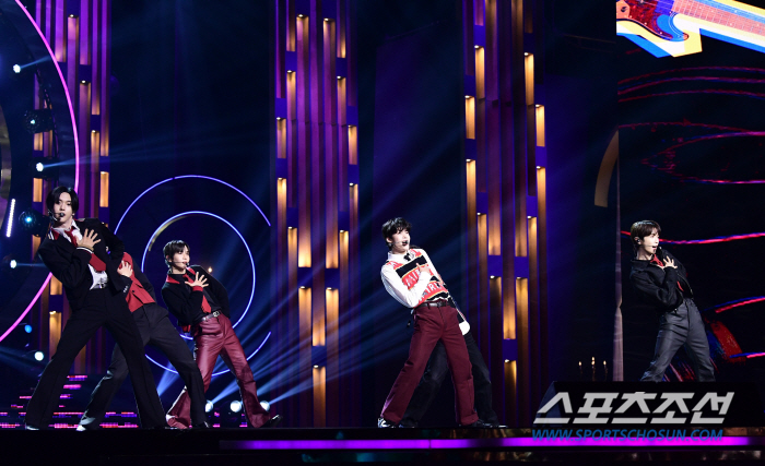  RIIZE 'Exciting stage performance'