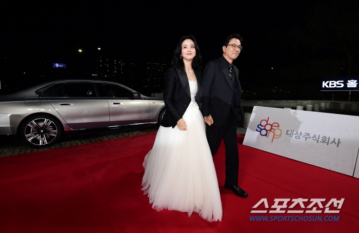  Tang Wei - Director Kim Tae-yong, brilliant figure