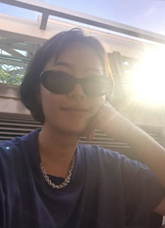 Hwang Jung-eum, your face is wide open after your divorce..a comfortable smile on a different weekend morning