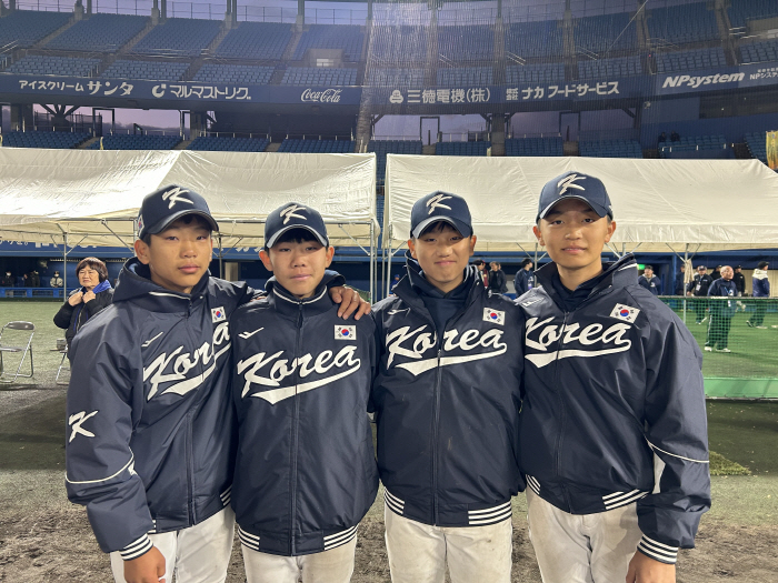 Lee Jae-bin's Home Run Award  Oh Seung-hwan's top scorer boy was also blocked by Taiwan. a disappointing loss of five runs in the first inning of the final