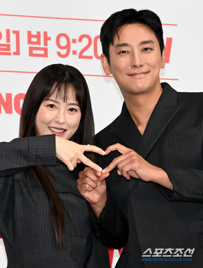 Joo Ji-hoon and Jung Yu-mi, why did you visit the company..Start cracking down on the men around you ('Love on the Single Tree Bridge')