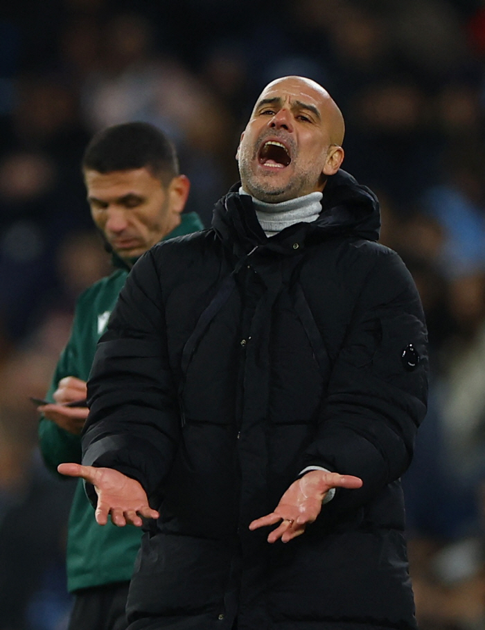 Man City on alert!! → Pep Shock hints at resignation 'can leave'