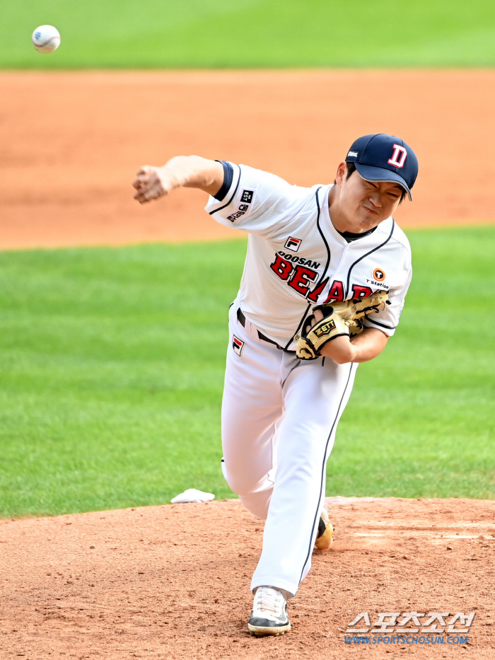 'Arrested or controlled.' The answer of the Rookie of the Year to the conundrum of baseball is 'Arrest' first. 'If you throw a fastball 100% with your balance, your ball control will be easier.''