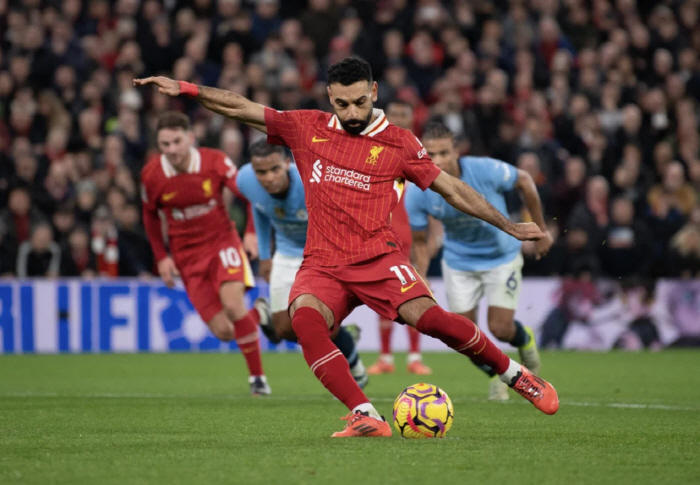 'Egypt King' Salah achieves EPL milestone. Ties legend Wayne Rooney as point of attack in back-to-back games