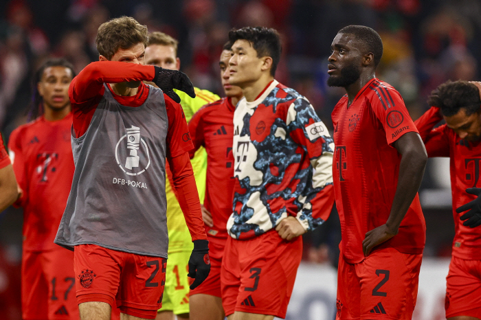 Neuer ruined everything. Kim Minjae failed to win...Munich lost to Leverkusen in the round of 16 at the Pokal Cup by 0-1 shock → disgraced for 2 consecutive seasons