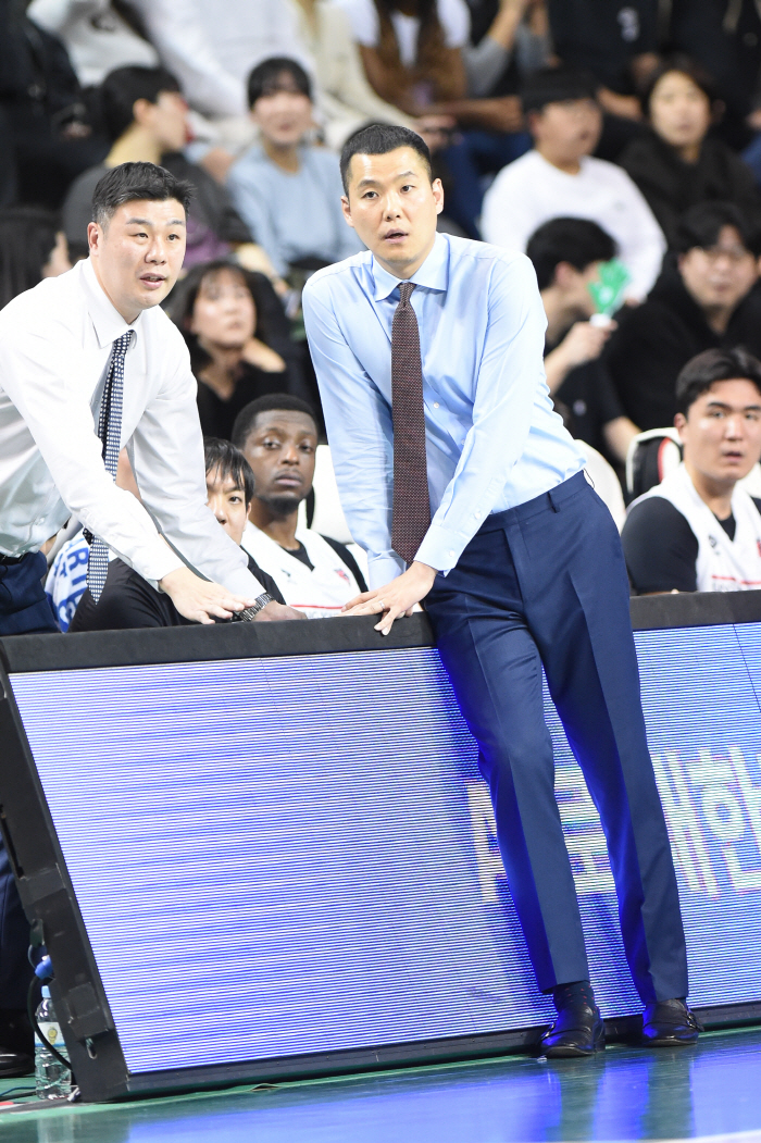  Choi Seung-tae, Jeong Kwan-jang coach 'Park Jung-woong, a player who has a lot of things. Willingness to learn, good positivity'