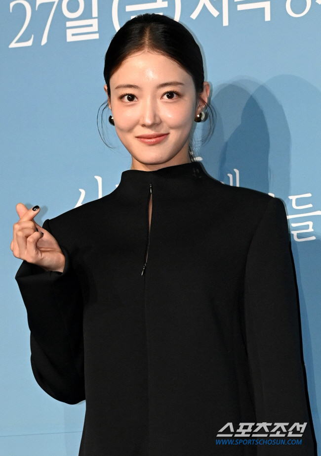  Lee Se-young, you were born in a motel?Remodeling Nine Woo and First Love 'Mortel California', organized on January 10 next year