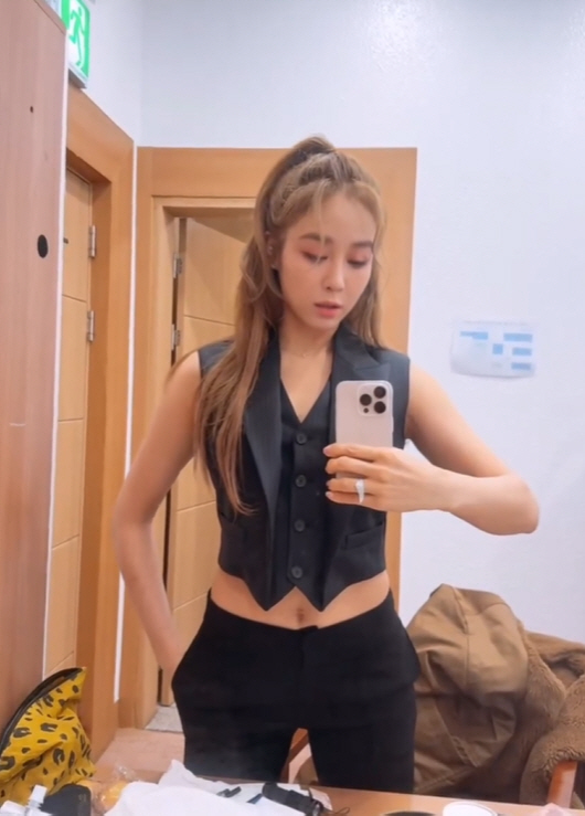 '173cm·60kg' Ok Joo-hyun, your pelvis has grown and your waist has become thinner..Superior body certification