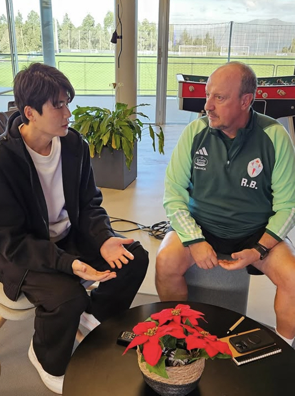 ''Team European coach Ki Sung-yueng' This becomes a reality.' Completion of UEFA license 'Watch football again'