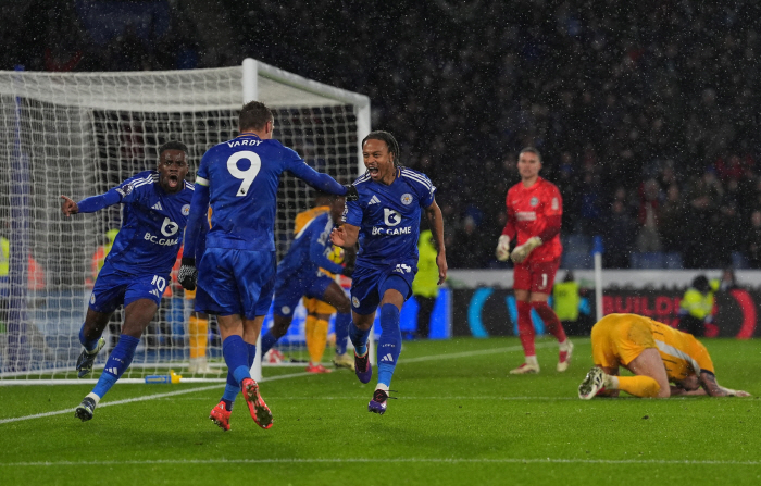 Dramatic unbeaten run of 'Pannie that made the body dance' a dramatic draw just before the end of the match painful United