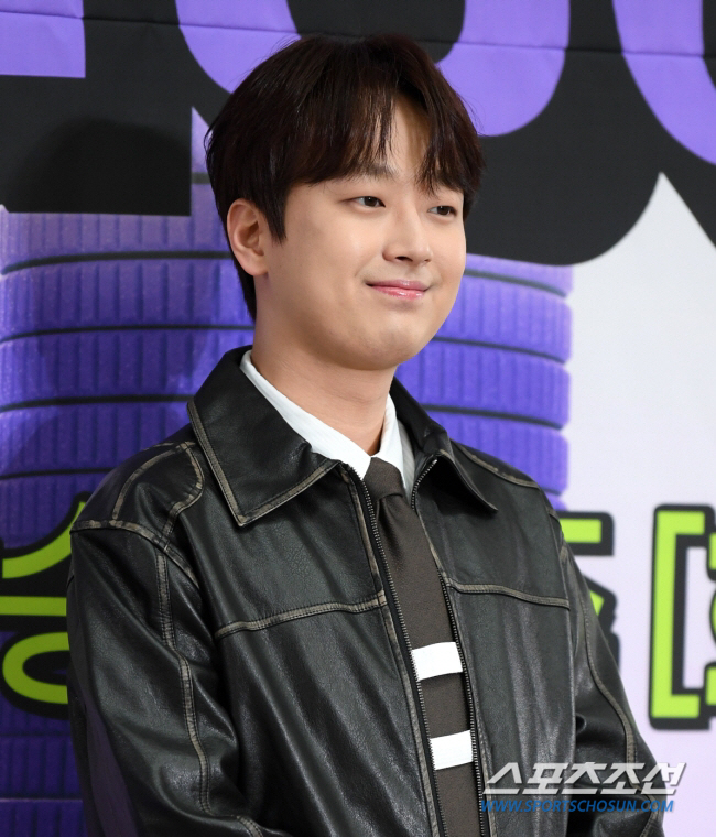 Lee Chan-won confesses to a serious sleep disorder...Because of his busy schedule '30 events in a month'''Celeb Soldier's Secret'