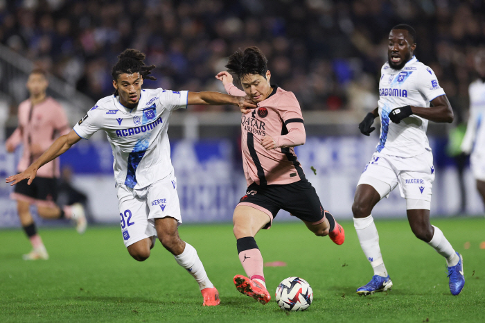 Lee Kang-in is on the verge of elimination from the Champions League, special name 'Save PSG'Salzburg away 'live'